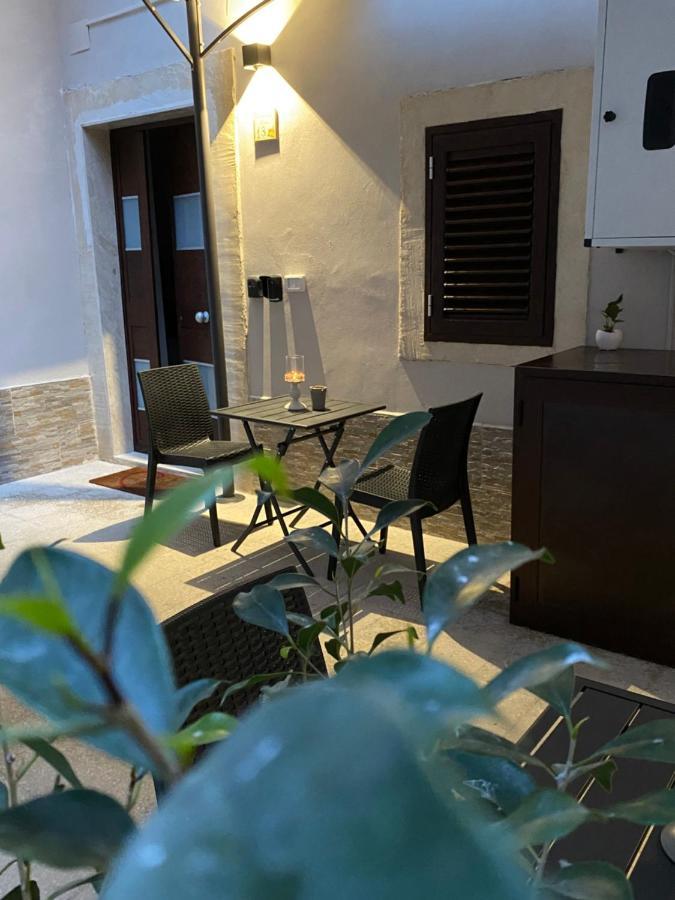 סירקוזה Il Cortiletto28 Rooms & House מראה חיצוני תמונה